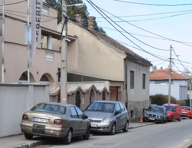 Прика руши шкаљарце и Бојовића